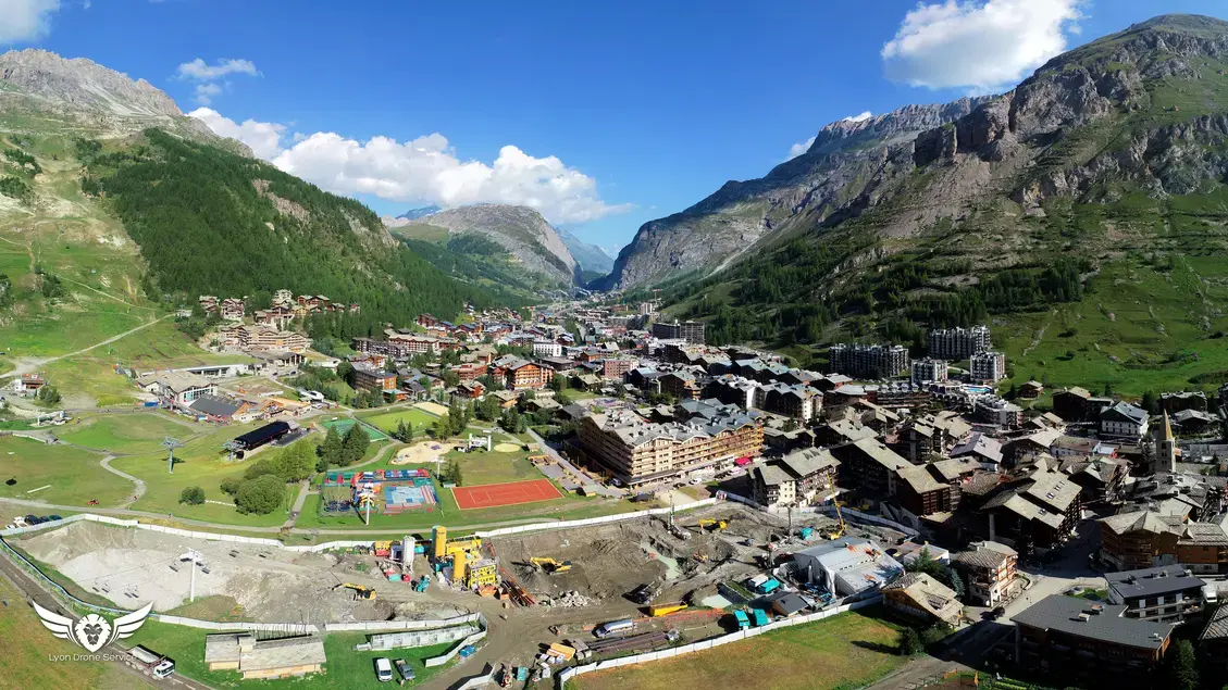 Résidences marché image jet grouting vue aérienne val d'isère
