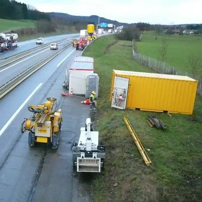 Comblement de vide application image vue autoroute
