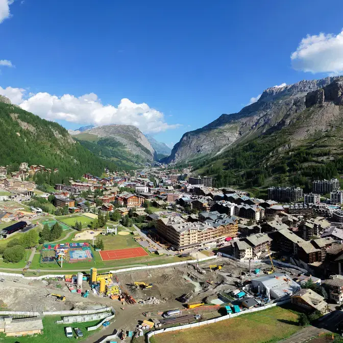 Résidences marché image jet grouting vue aérienne val d'isère