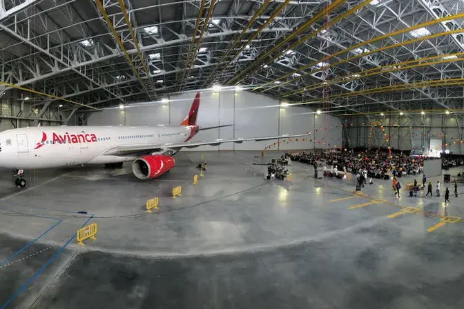 Vue sur le hangar