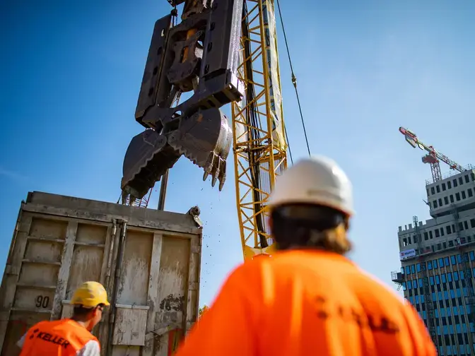 vue chantier paroi moulée, deux personnels