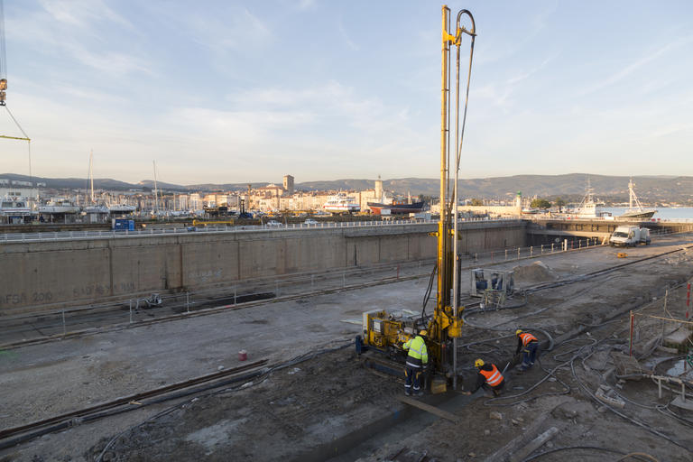 Chantiers Navals La Ciotat, jet grouting vue machine